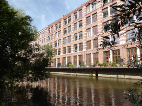 Relax-Wohnung mit Balkon über die Weiße Elster